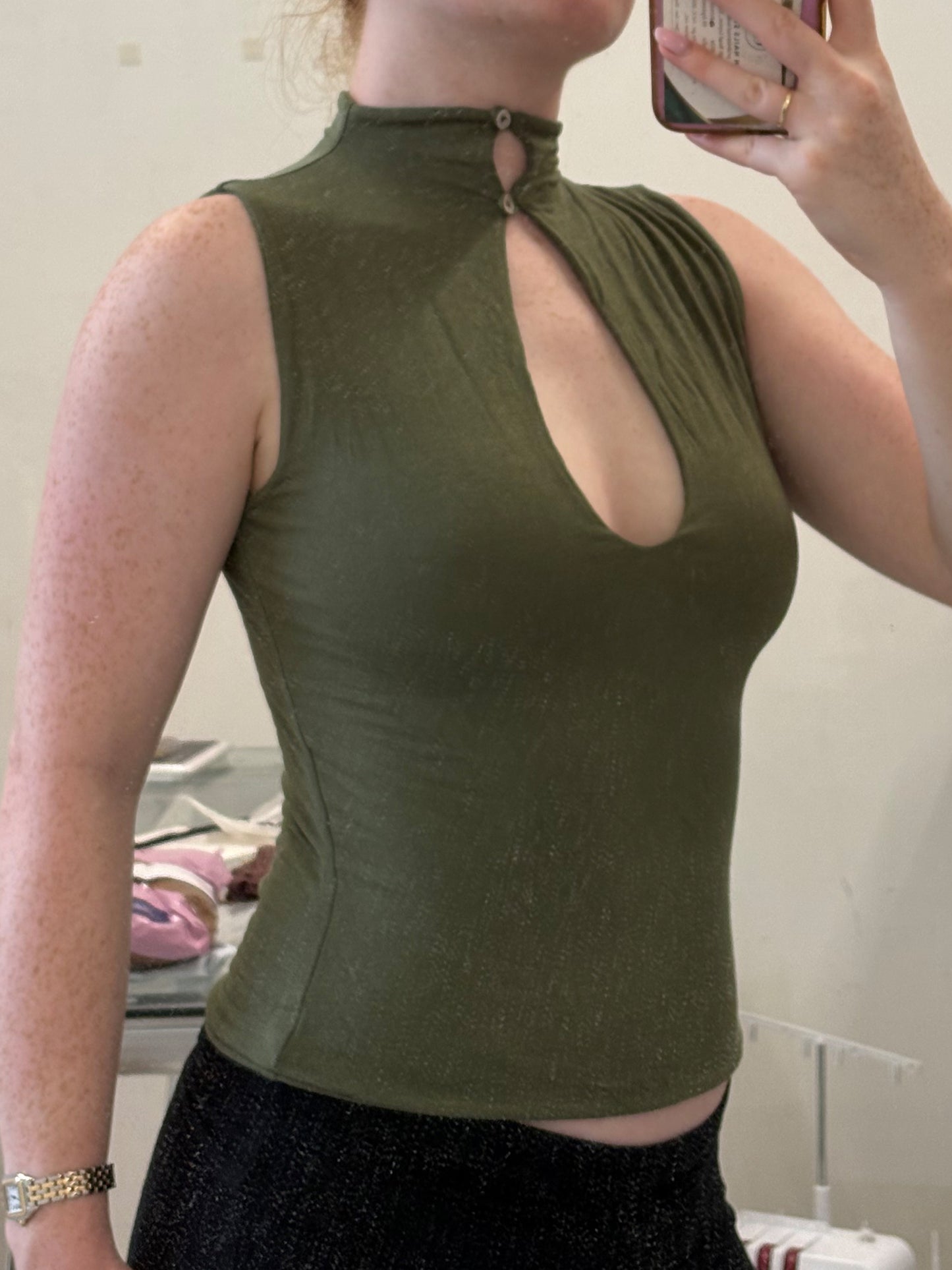 Khaki Key Hole Tank S
